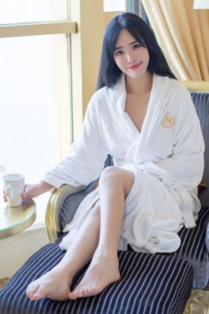 宝贝你的奶好大我想吃免费视频