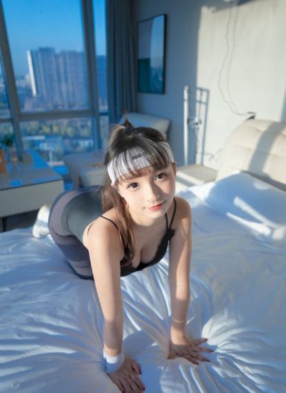 我们四个人换着来