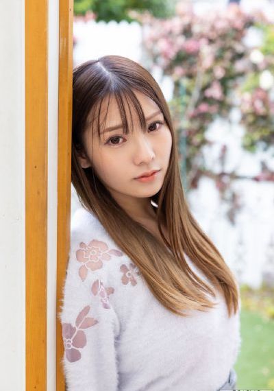蜜桃初熟时